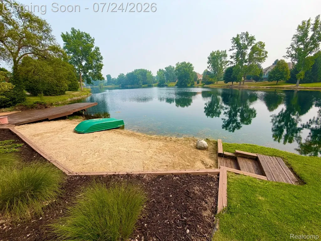 2547 S Shore Drive Flint Charter Township MI 48433