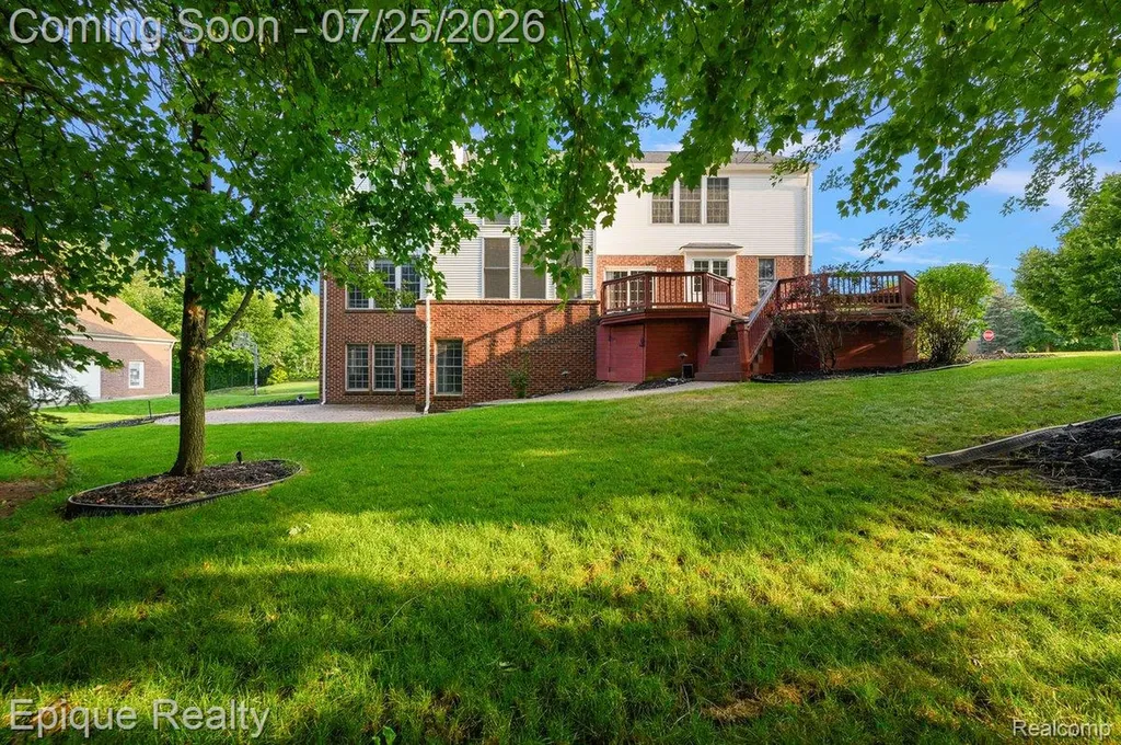 1909 Catlin Drive Rochester City MI 48306
