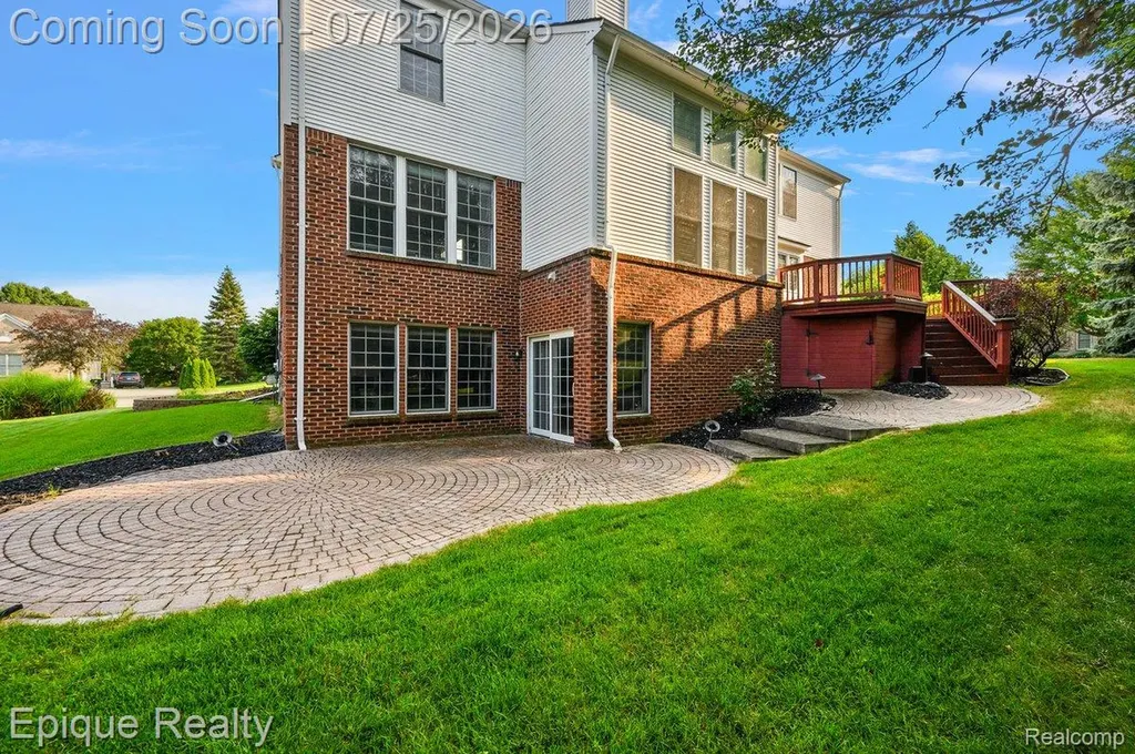 1909 Catlin Drive Rochester City MI 48306