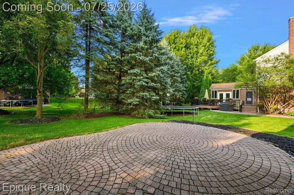 1909 Catlin Drive Rochester City MI 48306