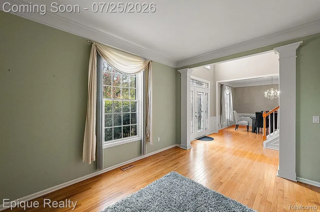 1909 Catlin Drive Rochester City MI 48306