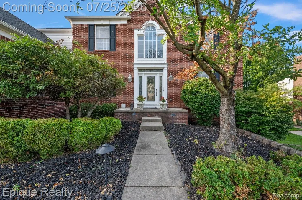 1909 Catlin Drive Rochester City MI 48306