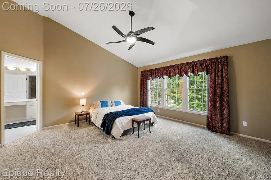 1909 Catlin Drive Rochester City MI 48306