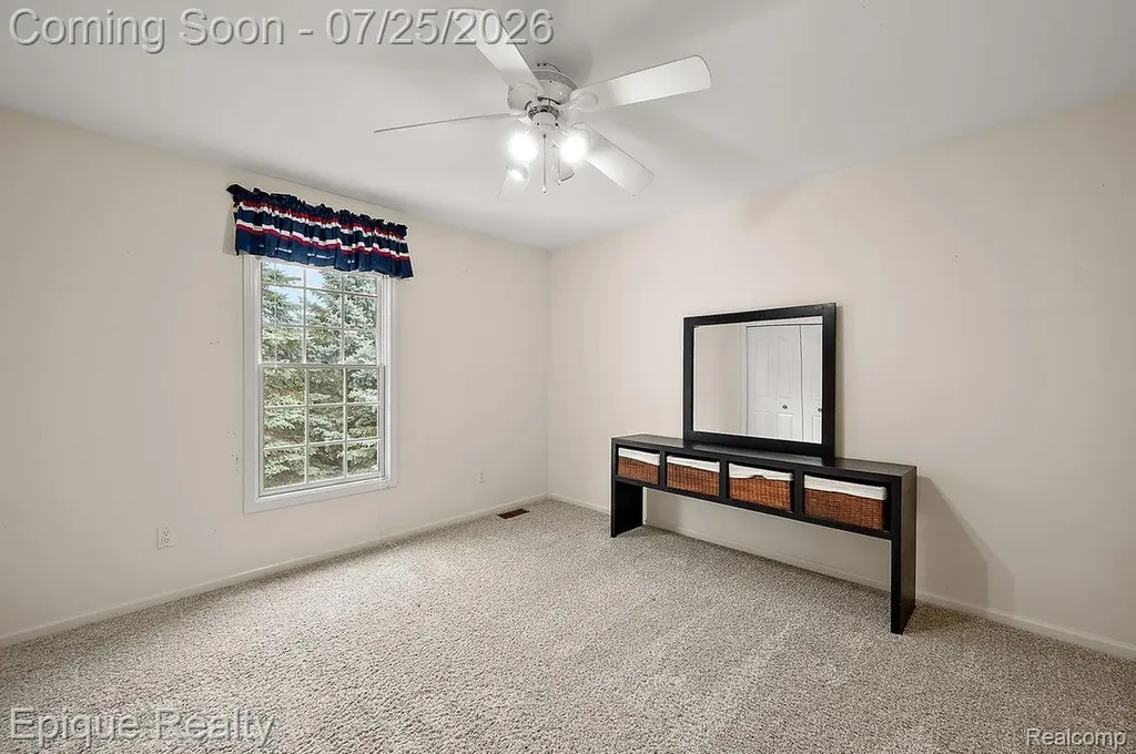 1909 Catlin Drive Rochester City MI 48306