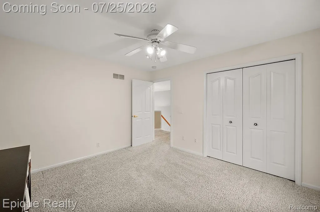 1909 Catlin Drive Rochester City MI 48306