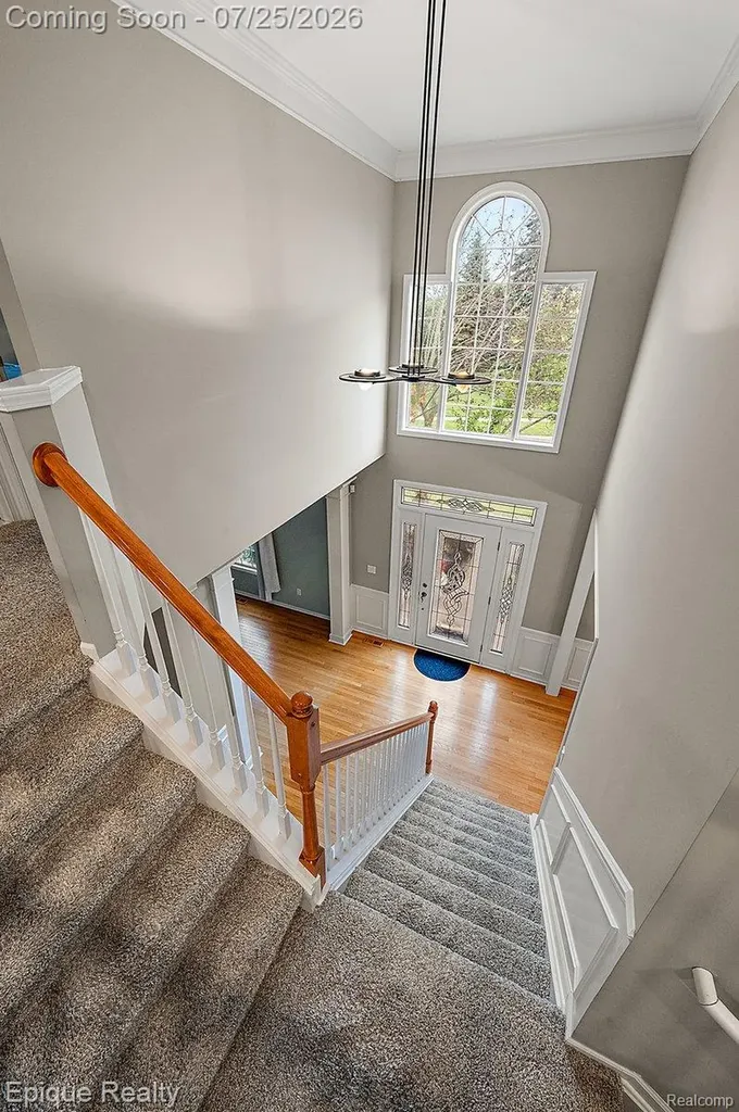 1909 Catlin Drive Rochester City MI 48306