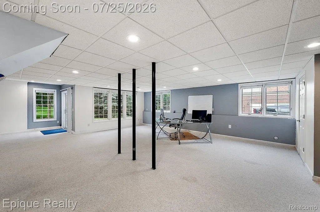 1909 Catlin Drive Rochester City MI 48306