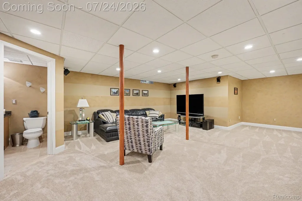 12201 Chandler Drive Plymouth Charter Township MI 48170