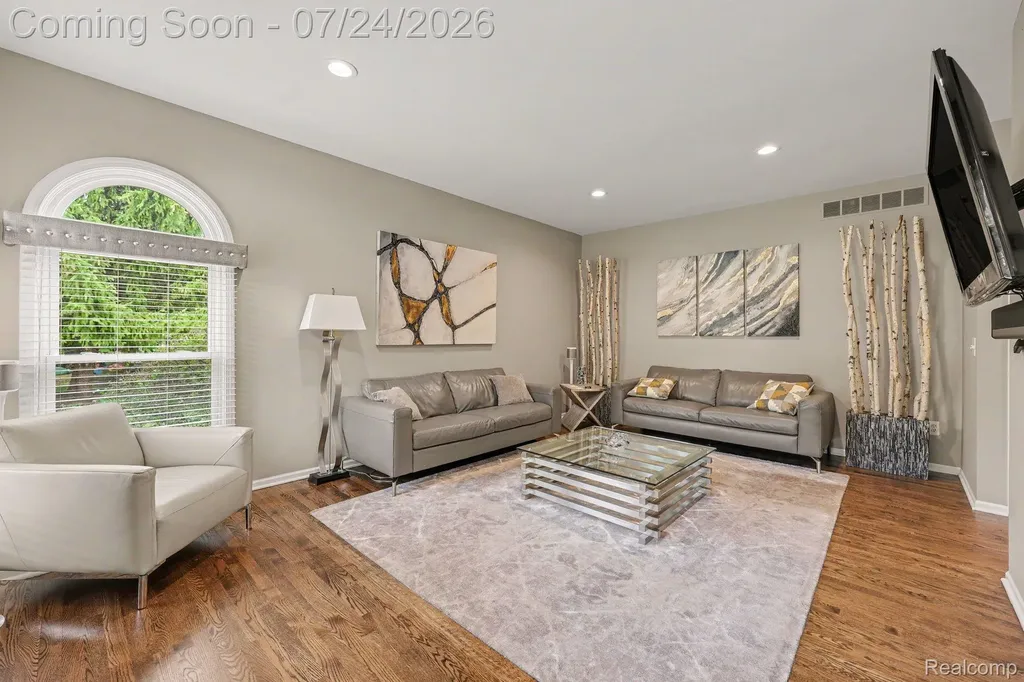 12201 Chandler Drive Plymouth Charter Township MI 48170