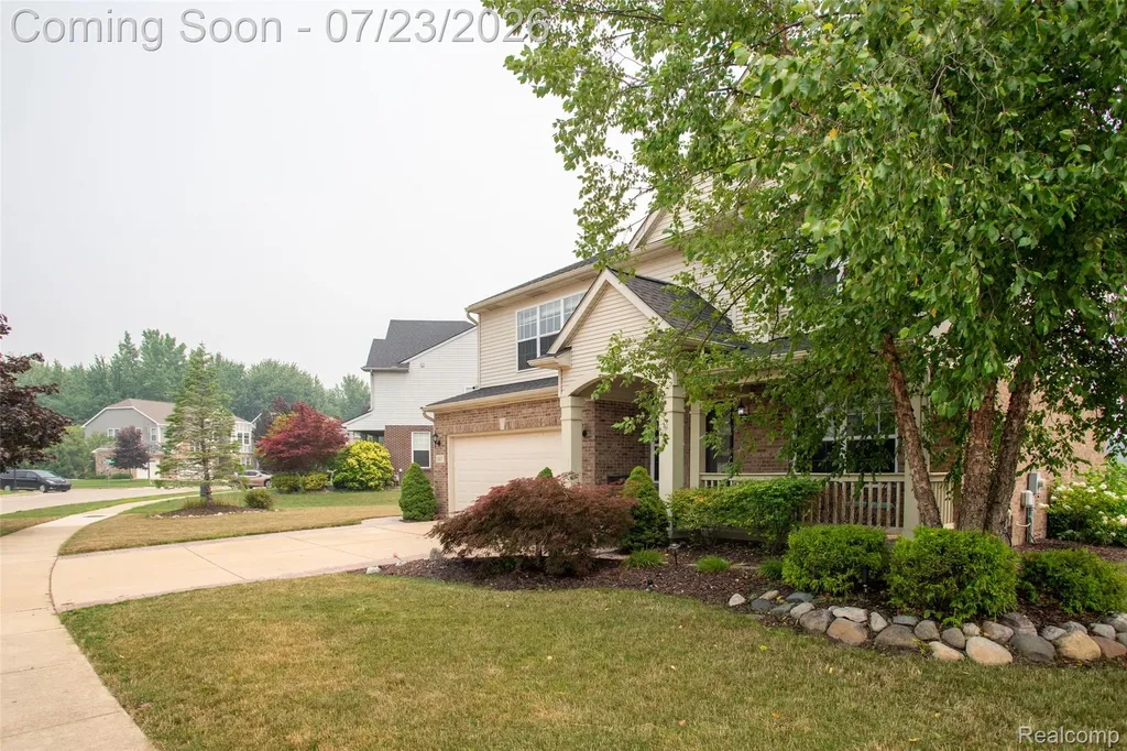 10117 Island Lake Drive Taylor City MI 48180