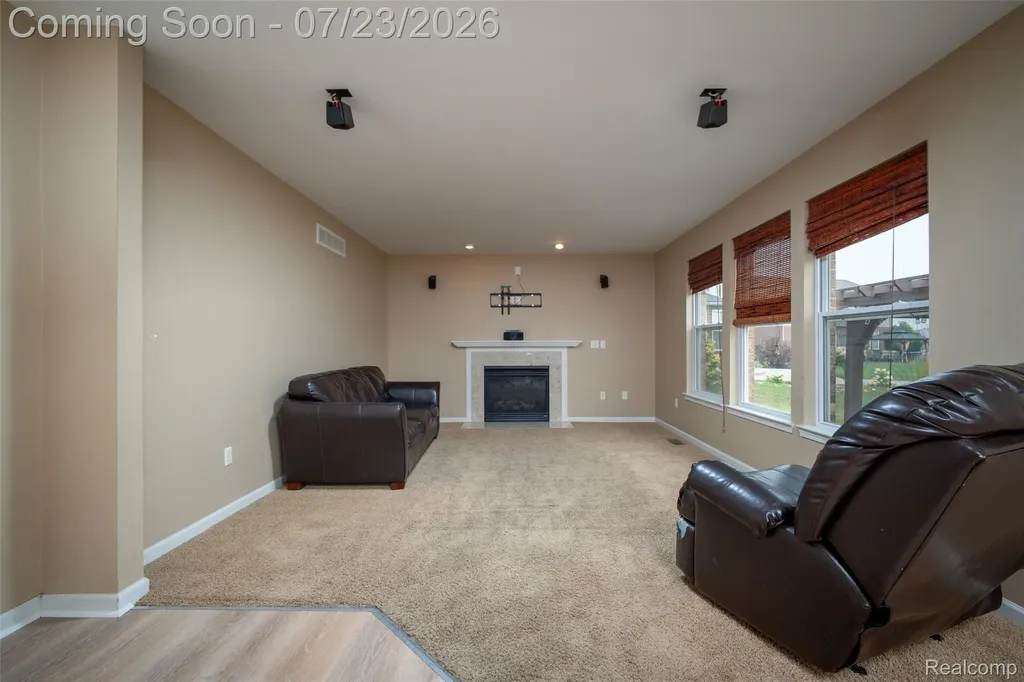 10117 Island Lake Drive Taylor City MI 48180