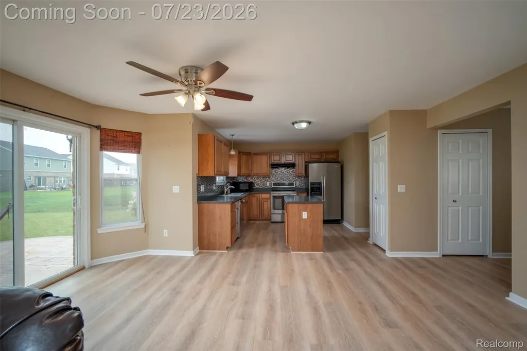 10117 Island Lake Drive Taylor City MI 48180