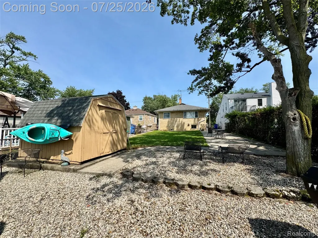 30066 Bayview Drive Gibraltar City MI 48173