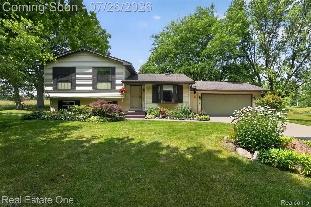 7255 Hall Road Springfield Charter Township MI 48350