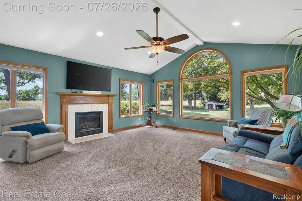 7255 Hall Road Springfield Charter Township MI 48350