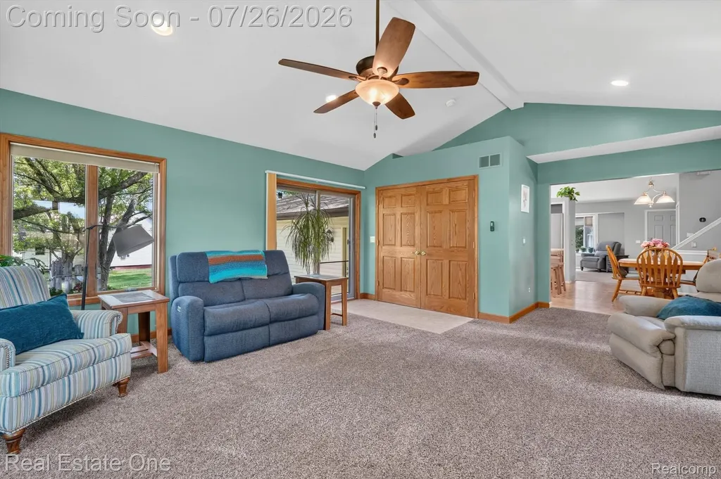 7255 Hall Road Springfield Charter Township MI 48350