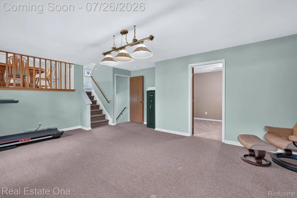7255 Hall Road Springfield Charter Township MI 48350