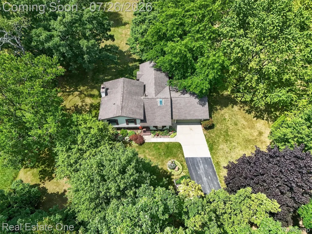 7255 Hall Road Springfield Charter Township MI 48350
