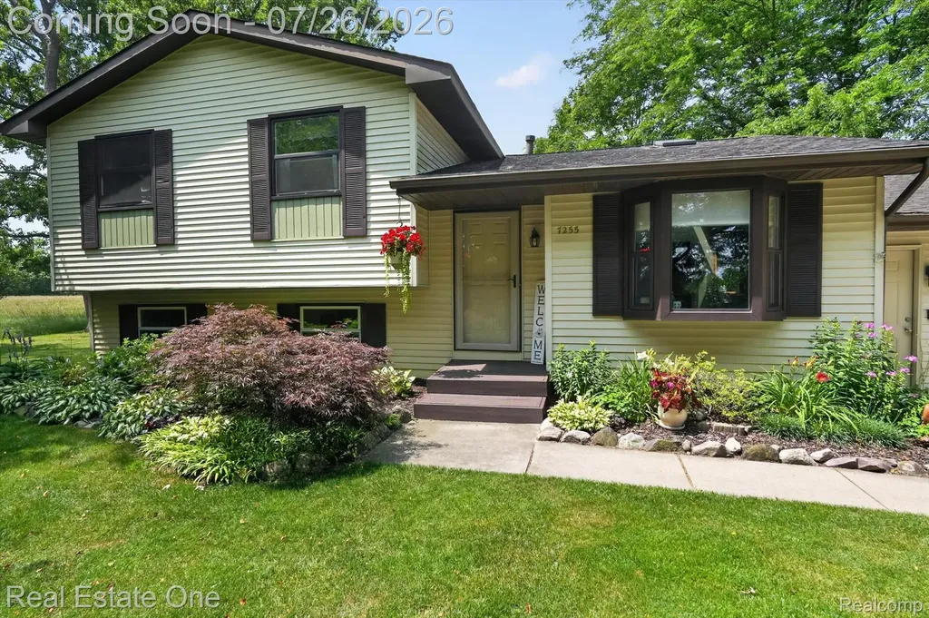7255 Hall Road Springfield Charter Township MI 48350