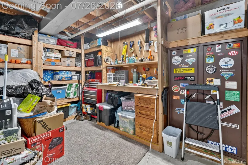 7255 Hall Road Springfield Charter Township MI 48350