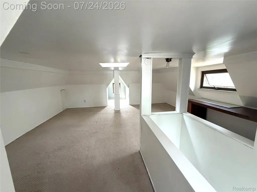 8215 Bramell Detroit City MI 48239