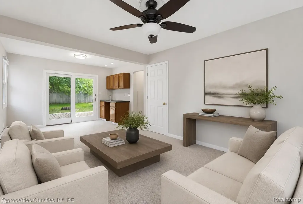 2424 Dallas Avenue Royal Oak City MI 48067