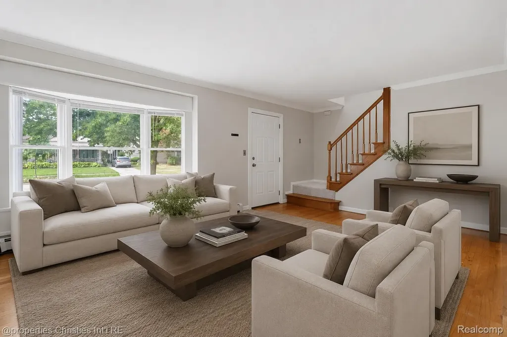2424 Dallas Avenue Royal Oak City MI 48067