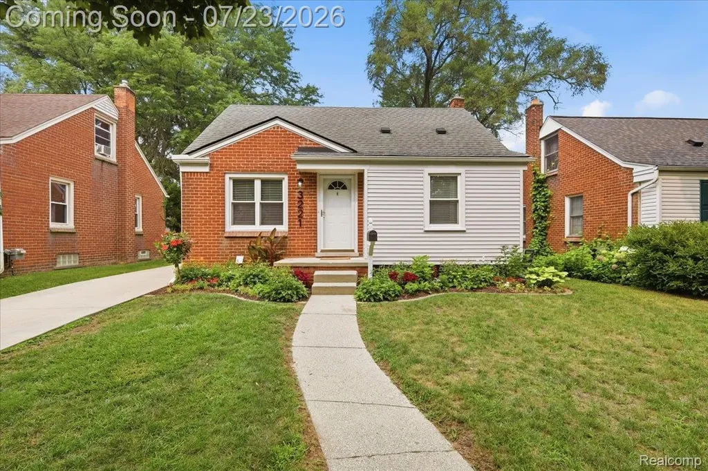 3221 Ferris Avenue Royal Oak City MI 48073