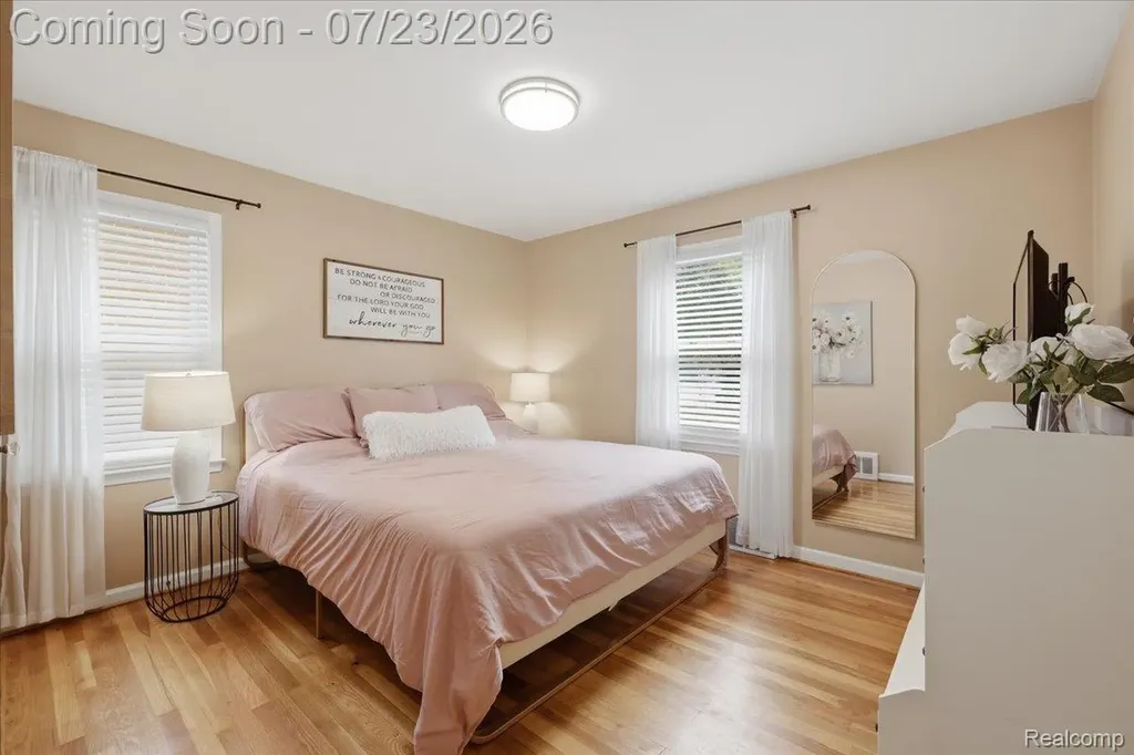 3221 Ferris Avenue Royal Oak City MI 48073
