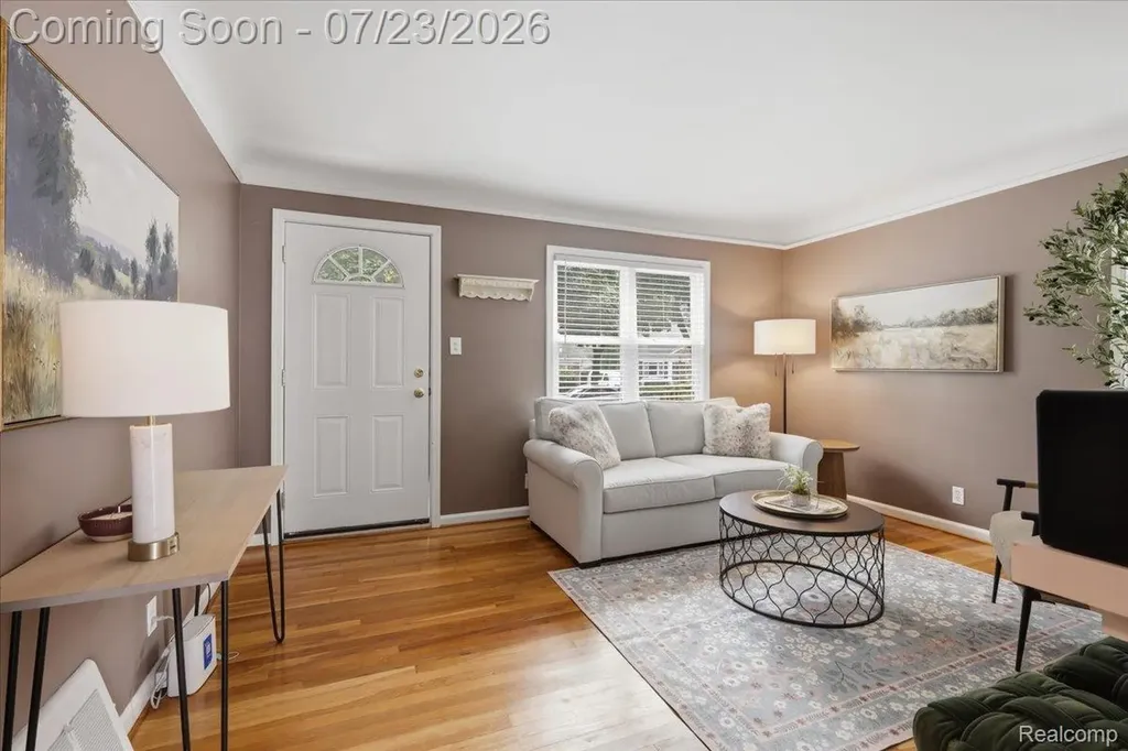 3221 Ferris Avenue Royal Oak City MI 48073