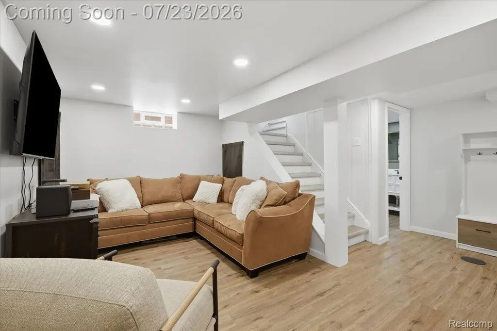 3221 Ferris Avenue Royal Oak City MI 48073