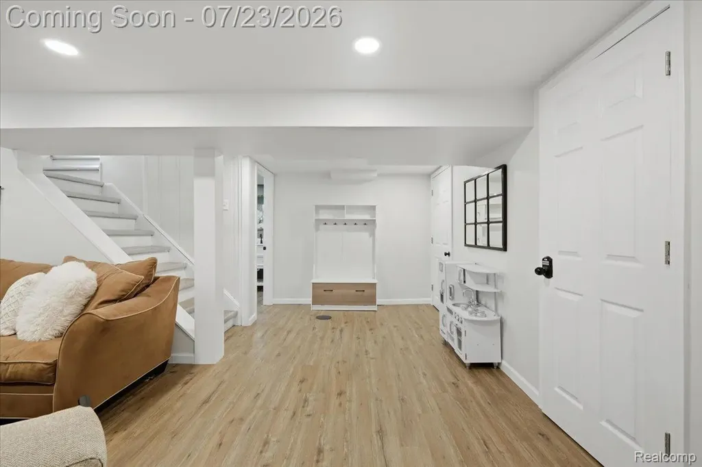 3221 Ferris Avenue Royal Oak City MI 48073