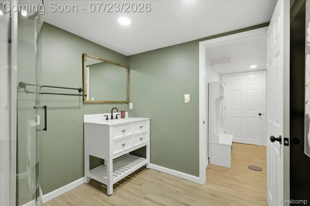 3221 Ferris Avenue Royal Oak City MI 48073