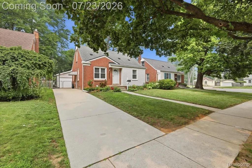 3221 Ferris Avenue Royal Oak City MI 48073