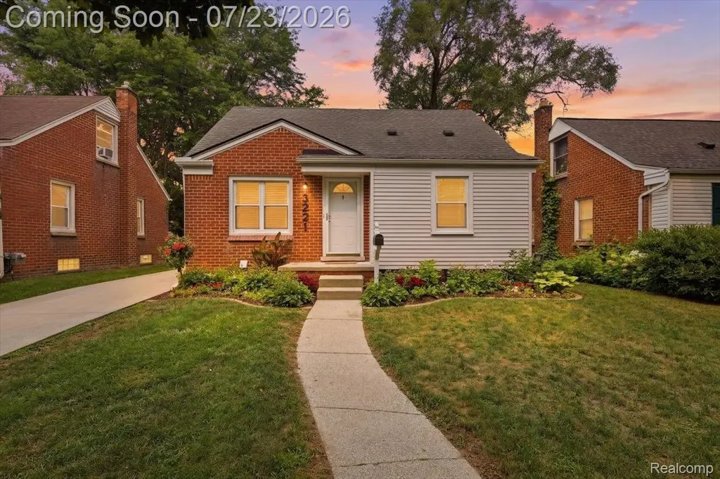 3221 Ferris Avenue Royal Oak City MI 48073
