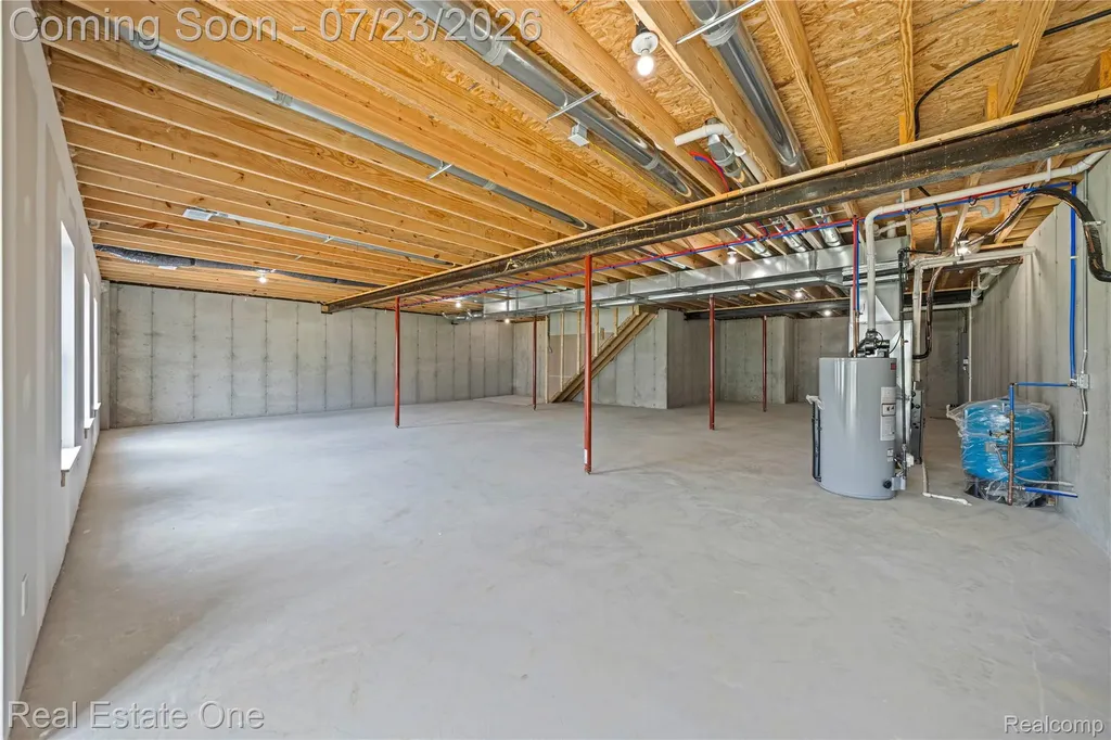 7453 Village Court Springfield Charter Township MI 48350