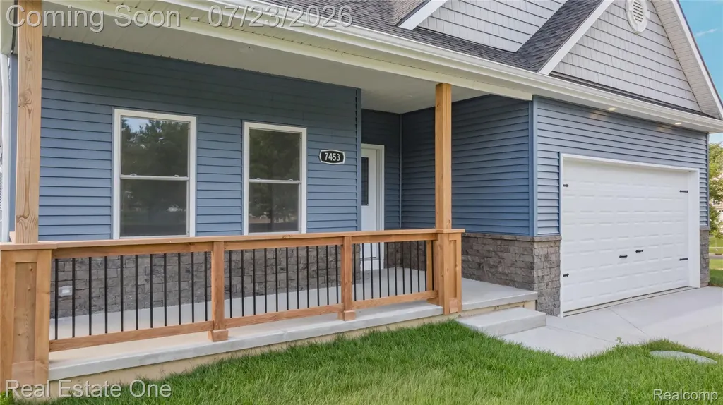 7453 Village Court Springfield Charter Township MI 48350