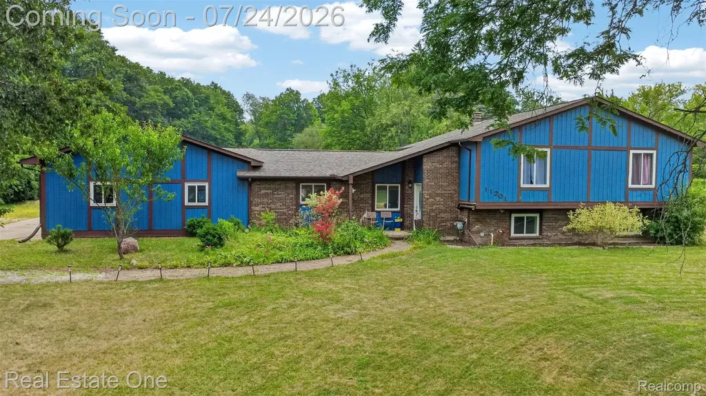 11201 Horton Road Groveland Township MI 48442