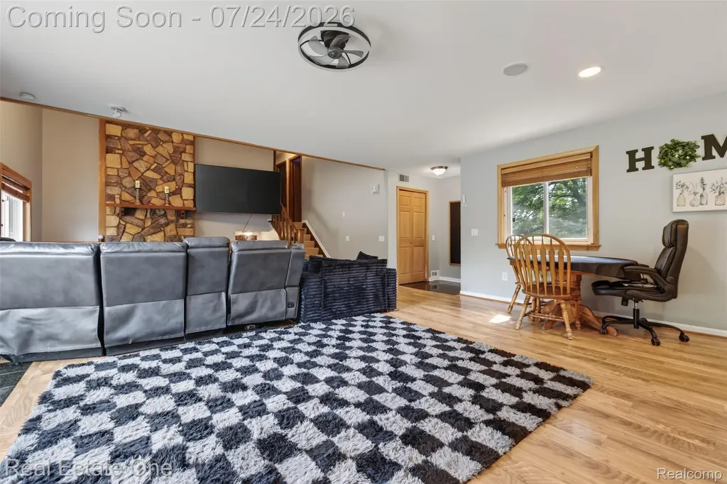 11201 Horton Road Groveland Township MI 48442