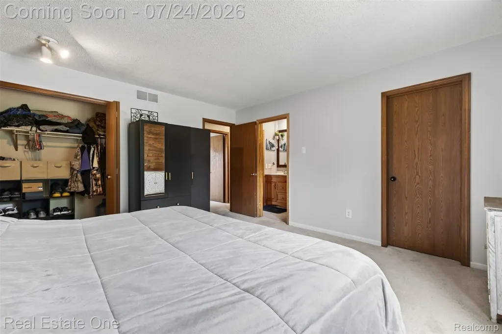 11201 Horton Road Groveland Township MI 48442