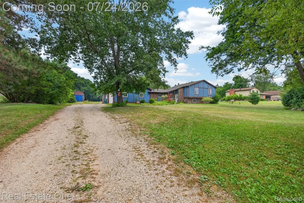 11201 Horton Road Groveland Township MI 48442