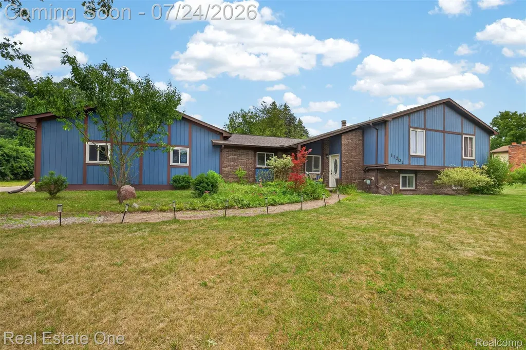 11201 Horton Road Groveland Township MI 48442