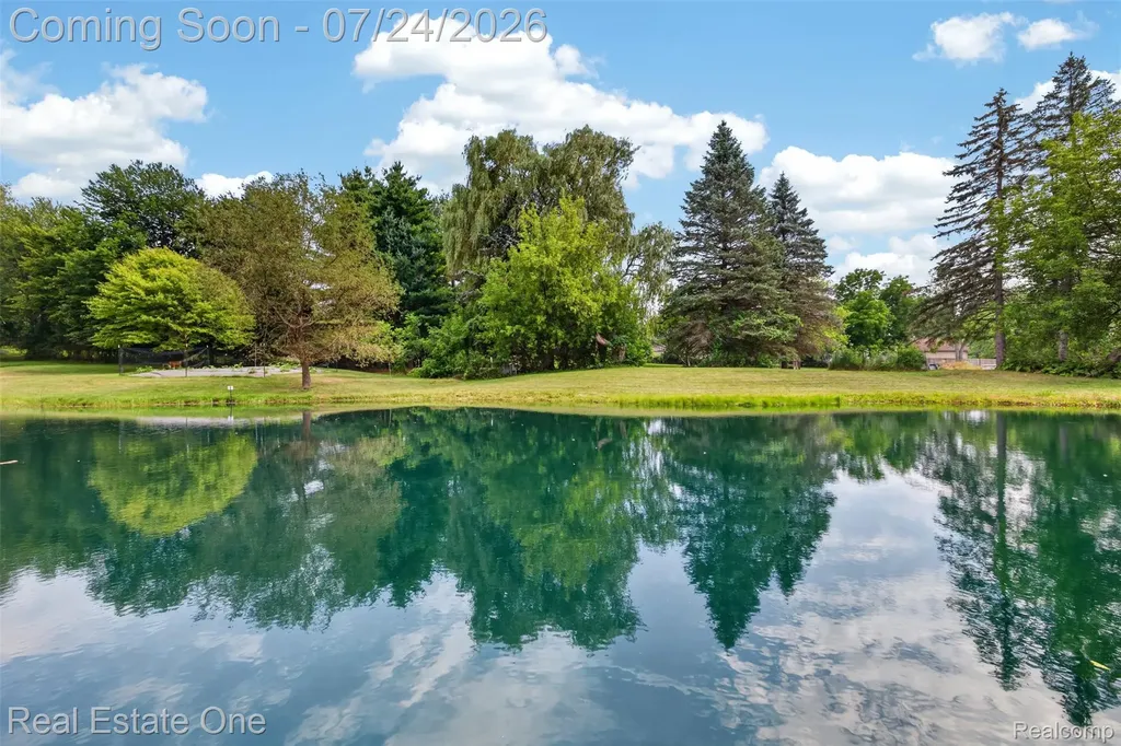 11201 Horton Road Groveland Township MI 48442