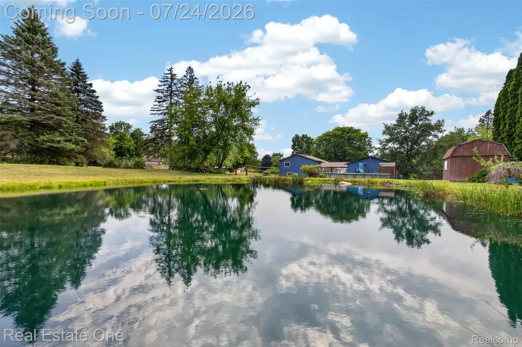11201 Horton Road Groveland Township MI 48442