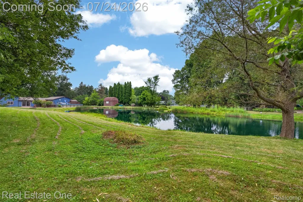 11201 Horton Road Groveland Township MI 48442