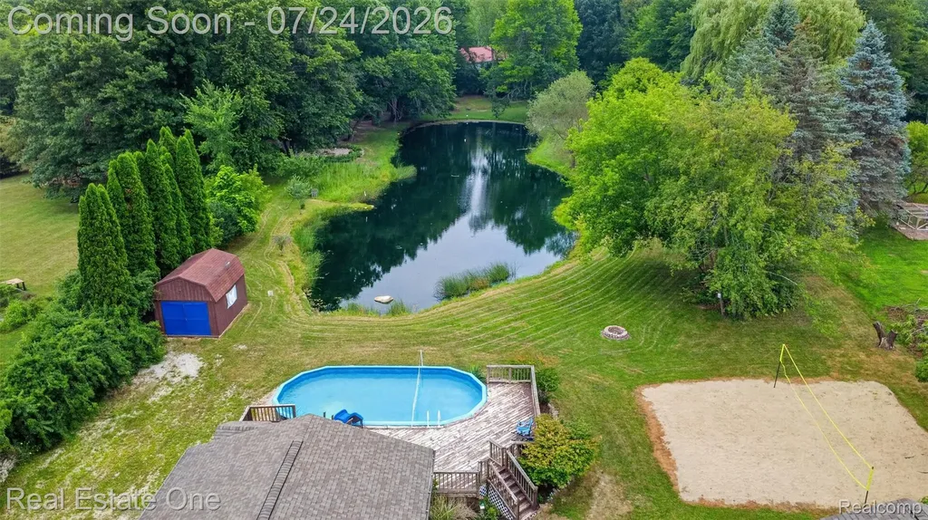 11201 Horton Road Groveland Township MI 48442