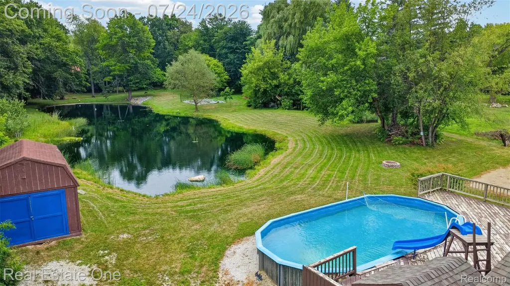 11201 Horton Road Groveland Township MI 48442