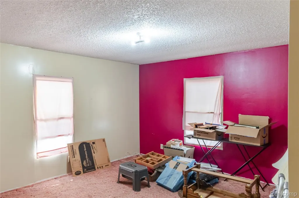 6721 Senate Street #406 Van Buren Charter Township MI 48111
