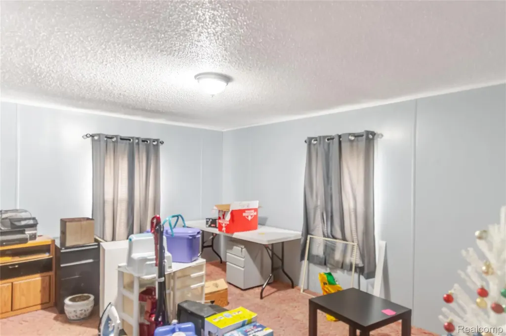 6721 Senate Street #406 Van Buren Charter Township MI 48111