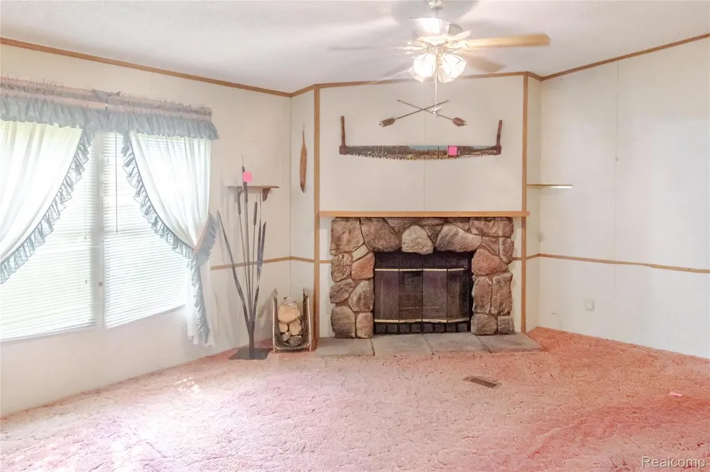 6721 Senate Street #406 Van Buren Charter Township MI 48111